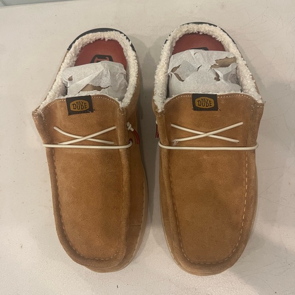 Hey Dude Wally Slip Warmth Men's Brown Loafers - Picture 1 of 8